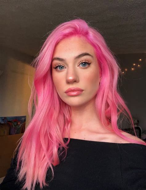 pink haired girl porn|pink